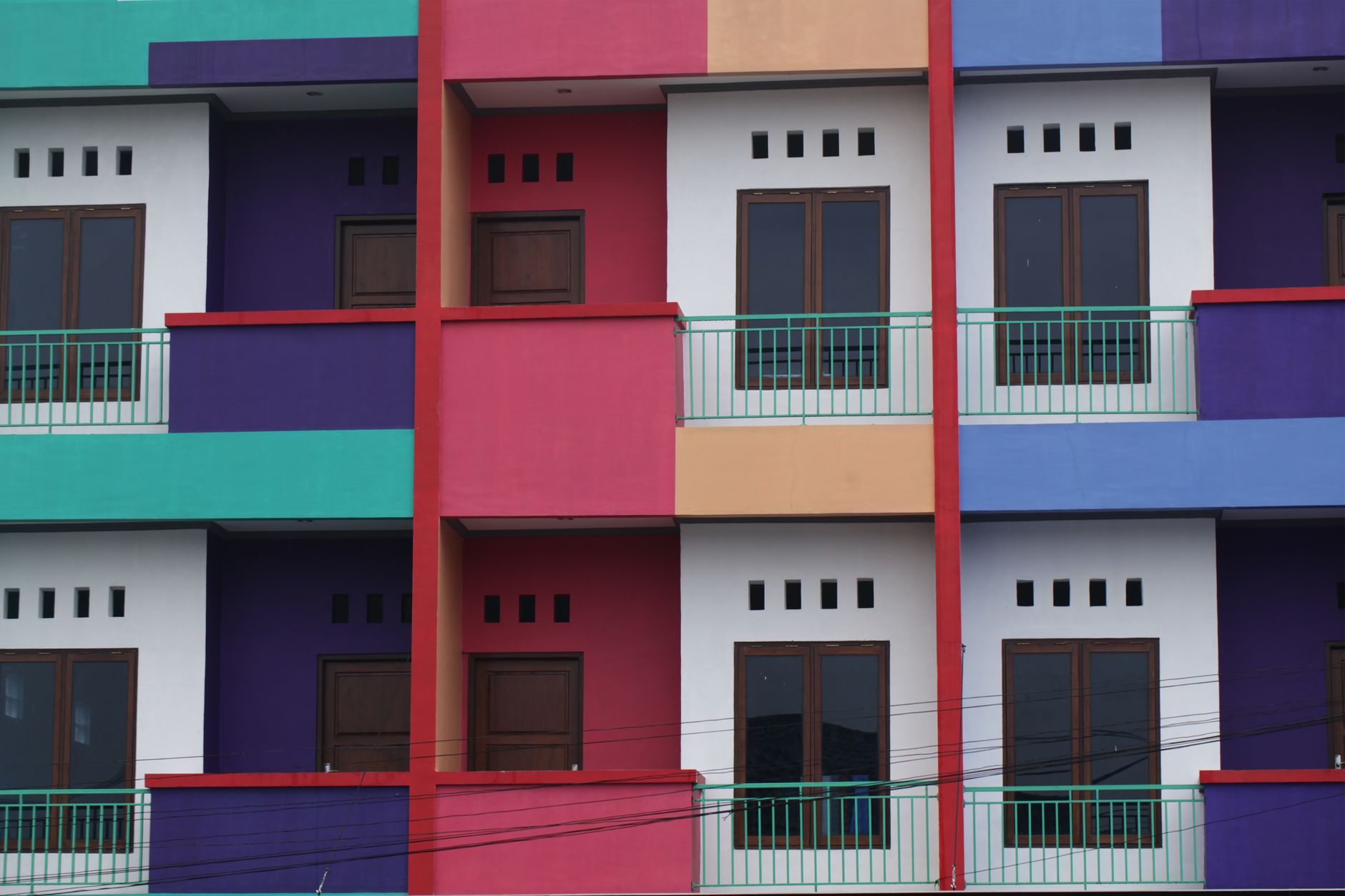 Rumah minimalis sederhana dengan tampilan elegan