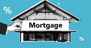 Gambar lelang rumah BTN menampilkan properti modern dengan tanda pengumuman lelang dan logo BTN di latar belakang.