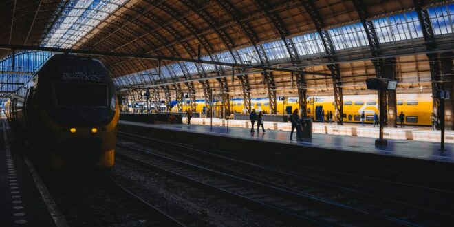 perumahan dekat stasiun